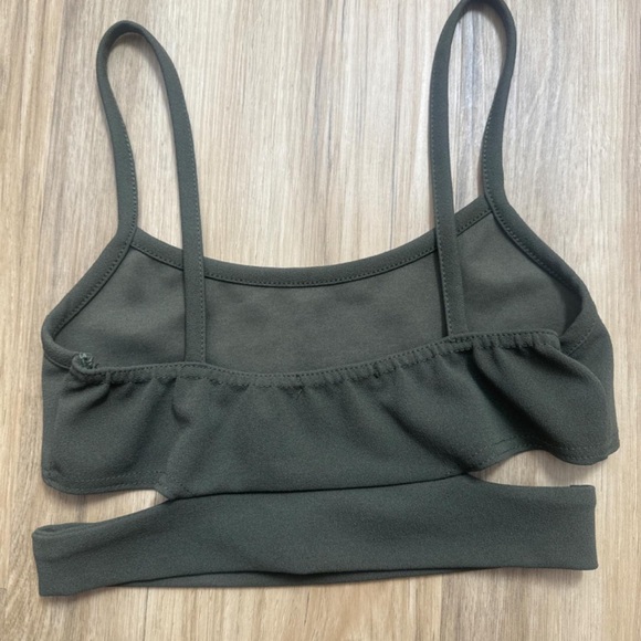 Pretty little thing army green crop top - Picture 4 of 4